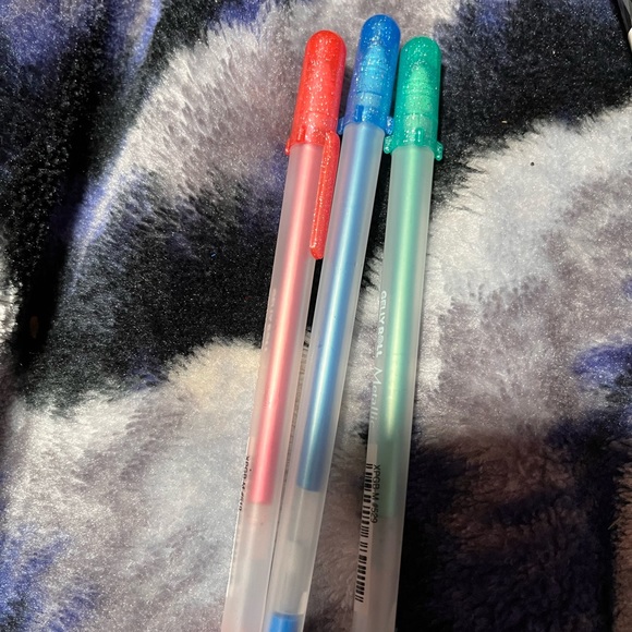 Gelly Roll Metallic pens - Picture 2 of 5